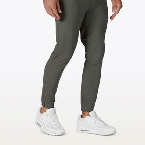 Cuts Tall AO Jogger size Large Dark Pine